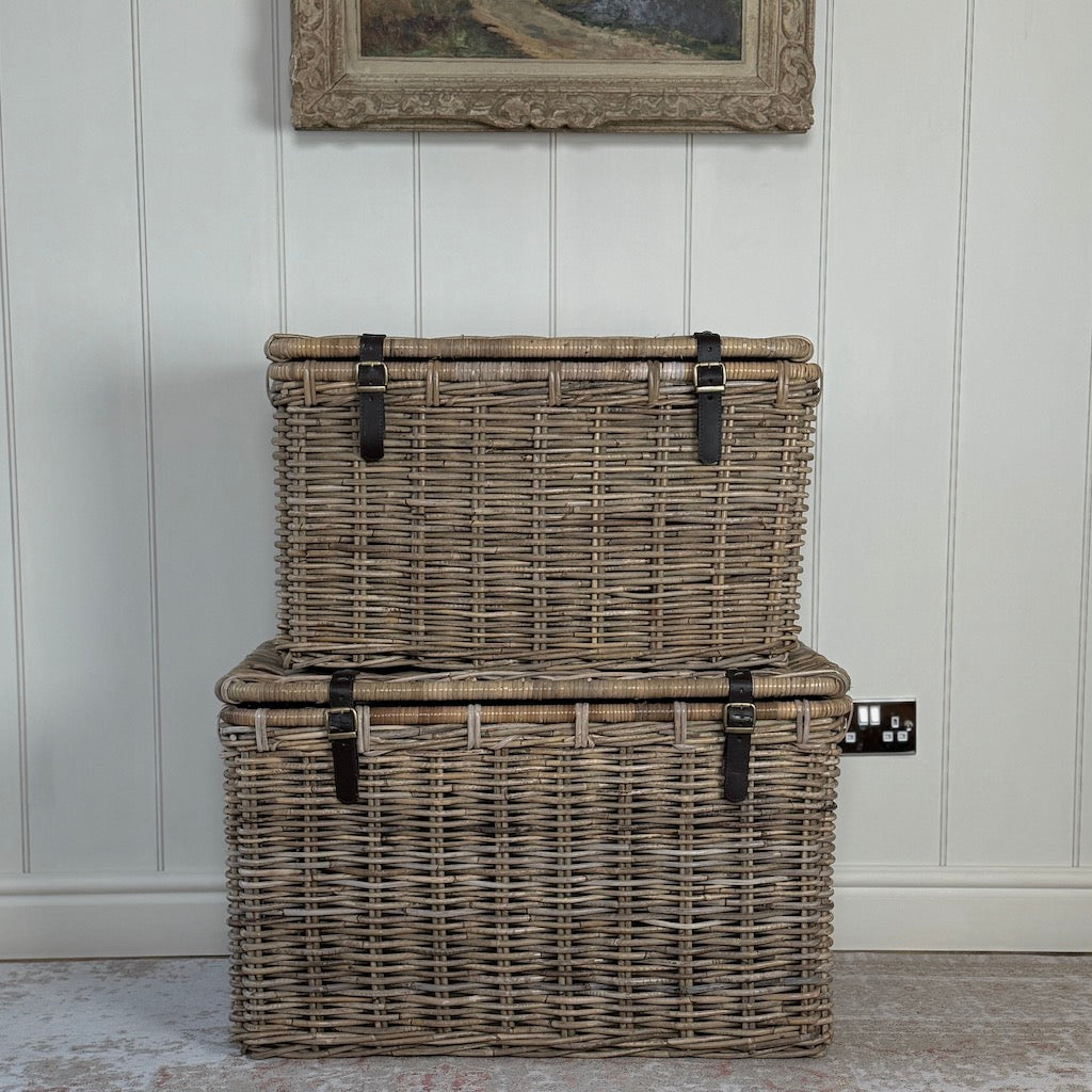 Large Wicker Hamper Baskets Lid Leather Straps 2 Sizes