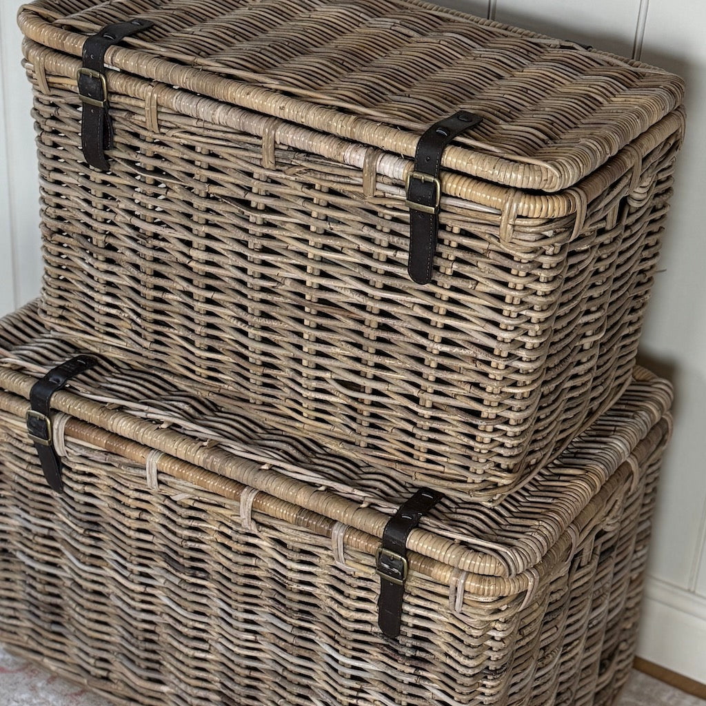 Large Wicker Hamper Baskets Lid Leather Straps 2 Sizes