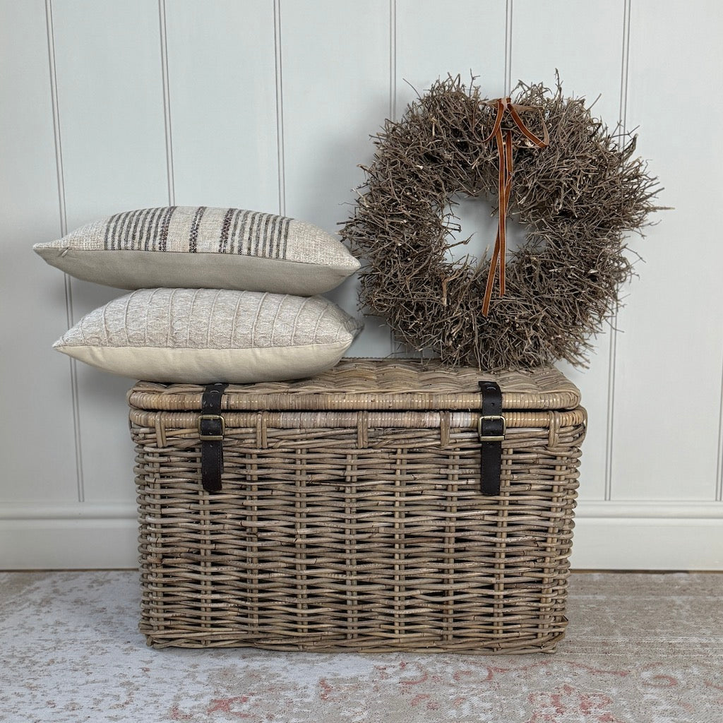 Large Wicker Hamper Baskets Lid Leather Straps 2 Sizes