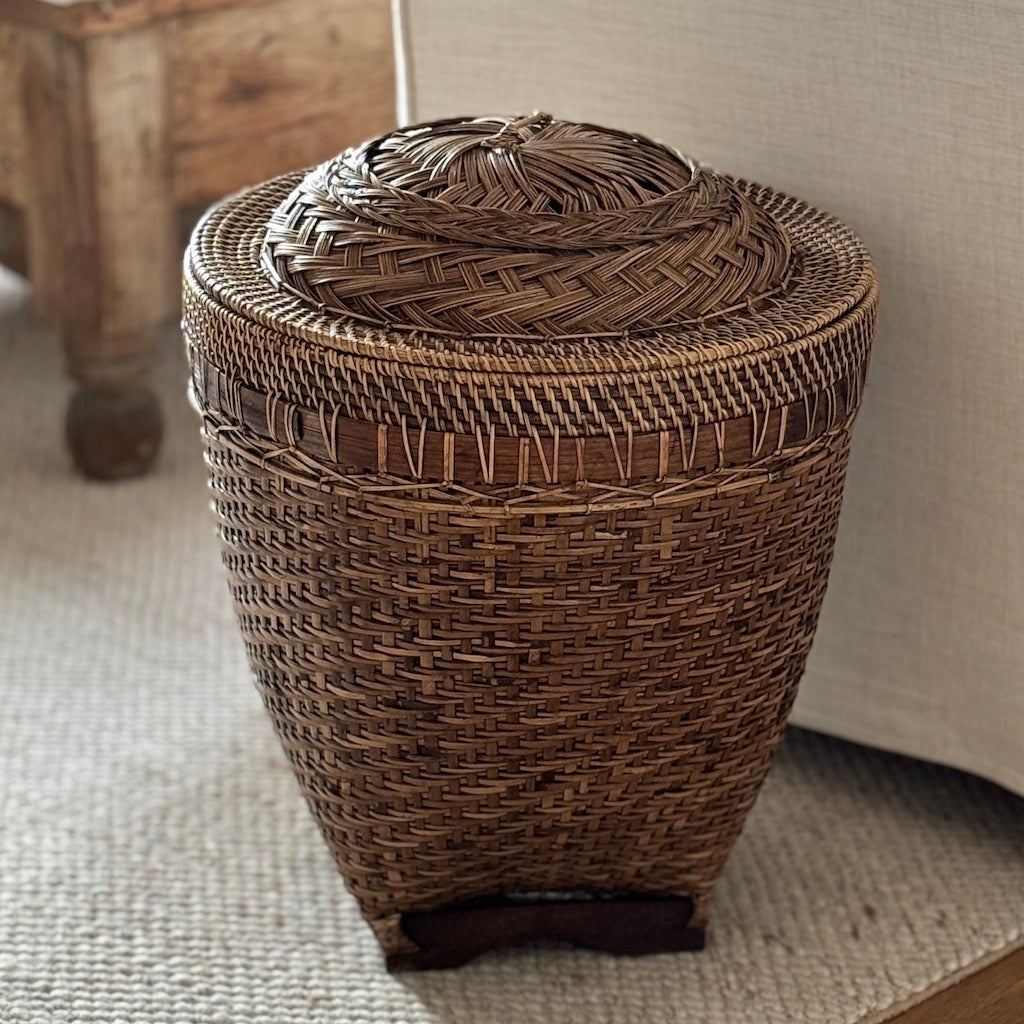 Woven Platted Rattan Basket With Lid